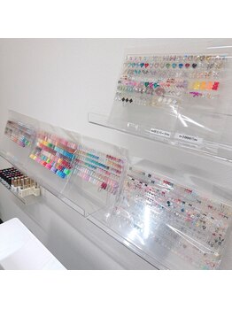 アヤネイル(Aya Nail)の写真/カラーやパーツの種類豊富♪人気のあのキャラクターも!!