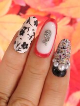 カラーズ 浜松店(colors)/ツイード×モノトーンフラワー♪