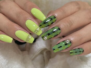 アイネイルズ 渋谷店(I nails)/【Yuki.f】チェックネイル