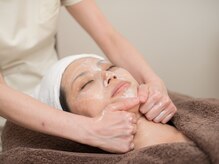 ココネローズ知立サロン/オールハンドフェイシャル