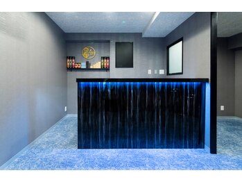 京都フォーエイチ(京都4H)/フロントでお出迎え♪