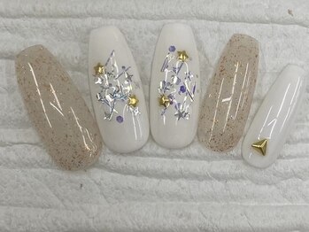 ハニービービー(Honey Bee Bee)/お星さまネイル