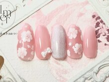 リュミエール(Lumiere)/手描きフラワーネイル