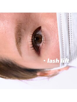 ウェヌス アイ ビューティ(VENUS eye beauty)/まつ毛パーマ上下