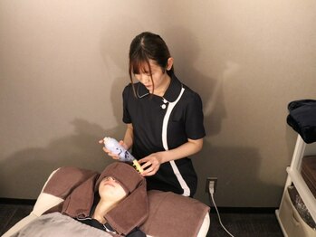 ヘッドミント 名駅店の写真/凝り固まった頭皮/目元を丁寧にほぐし疲れた脳を休めます★【ドライヘッドスパ 70分¥3980】駅近&着替えなし