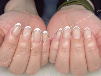 上品なカラーフレンチ(大塚駅)