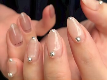 アミュー(AMYU)の写真/追加料金無しでトレンドカラーも楽しめる♪シンプル派さんの《ちょうどいいネイル♪》