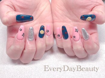 エブリデイビューティ 池袋店(EveryDay Beauty)/ニコちゃんポップデザイン