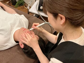 ショコランフォーメン(CHOCOLAN for Men)の写真/【植物由来の美容液で毛穴洗浄★】毛穴の黒ずみ・ざらつき・ベタつき・乾燥が気になる方にオススメ！