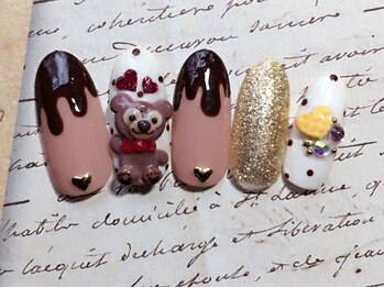 カットアンドスタイル クラウン(Cut & Style Clown)/ジェルやり放題【横浜】