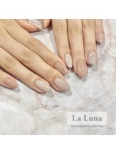 ラルーナ(La Luna)/ワンカラー★担当スサ