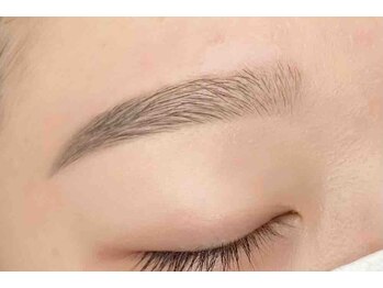 プラスアイ 北千住東口店/-アイブロウスタイリング‐