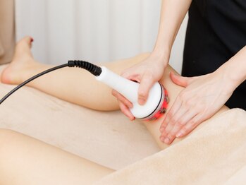 アムール(Amour)の写真/【ふくらはぎ・太ももに】ハイパーナイフ7で脂肪燃焼×むくみ解消×疲れ改善！すらっと美脚へ♪