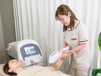 ランコント(rencontre)の写真/【最先端マシン使用！敏感肌の方にも♪】痛みが少なめ＆速攻効果がでる★脱毛初心者にもお勧めです！