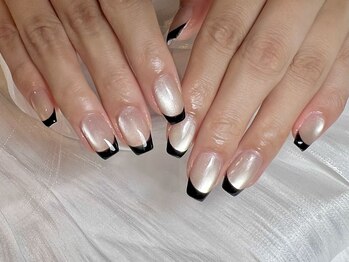 ナユキネイル 新宿店(NA.YUKI Nail)/フレンチ/シンプル
