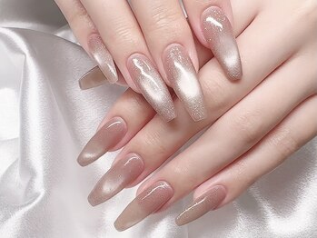 ワイズビューティー 広島立町店(y's beauty)の写真/【お仕事終わりにも◎】シンプルでも楽しさを生み出す《y's beauty》が大人女子にお勧めネイルをお届け♪