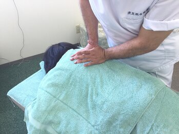 ほぐし屋 だんだん/肩周り・僧帽筋の施術