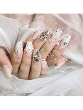 リンドネイル バイ モカ アンド ララ(Lind nail by moca and LaLa)/綺麗めネイル