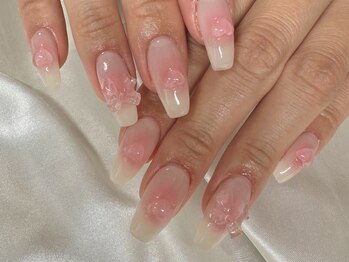 シピ ネイル(Chipi Nail)/ピンクチーク×クリアパーツ