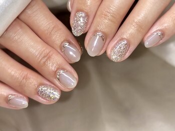 リノネイル(Lino Nail)の写真/【指先から美しく】手元が映える絶妙カラー×極上のツヤ。オフィスや日常に馴染む大人上品なシンプルネイル