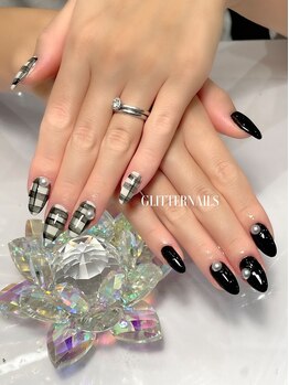グリッターネイル(GLITTER NAILS)/チェックネイル
