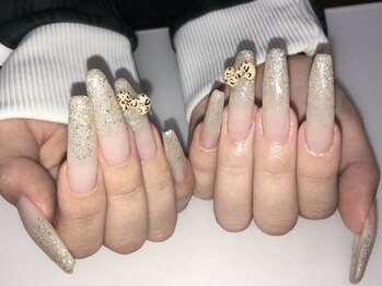 ヴェレスト 立川店(Verest)/ゴテゴテネイル