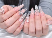 ロングビジューネイル