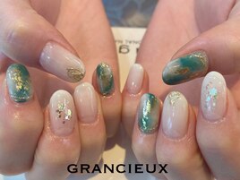 もやもやニュアンスネイル