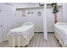アレナサロン(alena salon)の雰囲気（気持ちいいベット）