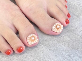 ウニ 立川(uni.)/ぷっくりフラワーネイル