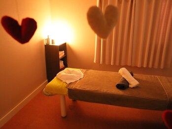 アロマリラク 秋の写真/【上前津駅10番出口徒歩30秒】完全個室のプライベート空間でゆったり施術◎日頃の疲れをスッキリ解消☆