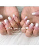 はあとねいる 八戸ラピア店/ホワイトグラデーションネイル