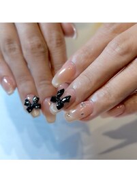 黒リボン×マグネットネイル