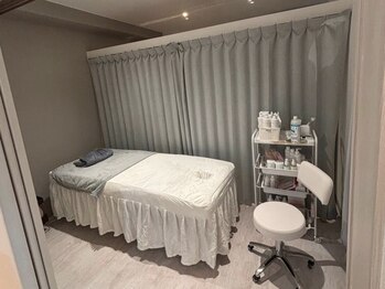 メイリリー 新宿(Meilily)の写真/お肌の状態やお悩みに合わせて最適な［オーダーメイドピーリング］★お肌のプロが丁寧にご提案いたします♪