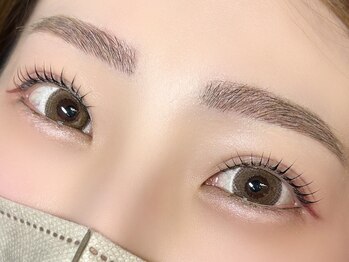 サロン ド ルピア(SALON de LUPIA)/ラッシュリフト＋アイブロウWax