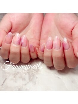 ファミーネイルズ(Fammy nails)/つけ放題