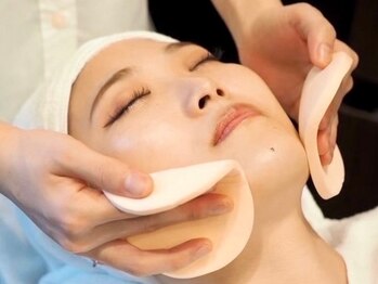 ヒロ ギンザ ヘアーサロン 銀座店 本店(HIRO GINZA HAIR SALON)/クレンジング〈銀座／有楽町〉