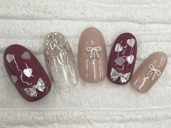 ハニービービー(Honey Bee Bee)/ハートホロネイル