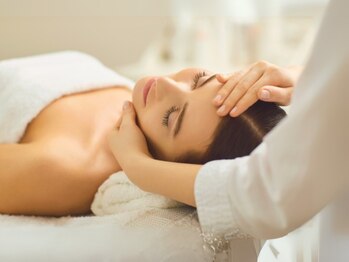 ルミライズヴィブリス(lumirise vibliss)の写真/専門資格を持つプロの施術でこすらず小顔&美姿勢が叶う♪施術後の頭と瞼の軽さに驚きの声多数◎