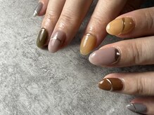 サロン デ ヤンス(SALON DE YANSU)/カラフルなのにうるさくない