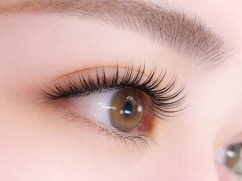 クラシック アイズ(CLASSIC EYES)の写真/ナチュラルから華やか派まで、なりたい目元に合わせて施術可能◎パリエク/フラットマット60本～付け放題☆