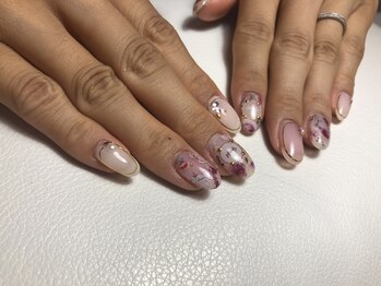 シャルリエール(Chaxrier)/ブライダルネイル