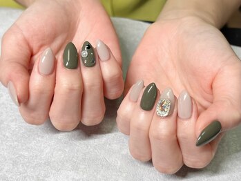 カナネイル(Kana Nail)/選べるパーツのせ2本