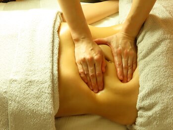 オイルケアサロンヴィハーラ (Vihara)/リメディアル腸美養セラピー