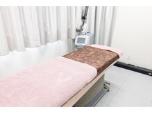 毛穴/シミ/フェイシャル/ララピール【錦糸町ビューティークリニック】美容医療提携/【施術室】個室