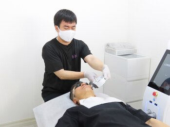 ビビ(bibi)/メンズヒゲ脱毛施術