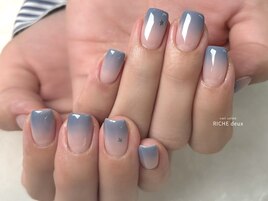 ブルーグラデーション