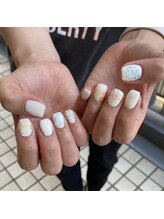 Mネイルアンドカフェ シェレステ/落書きネイル