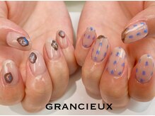 クアトログランシュ 青葉台(QUATRO×GranCieux)/ニュアンスドットネイル