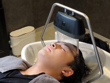 ンッフ(n.Fu)/メンズ頭浸浴風景